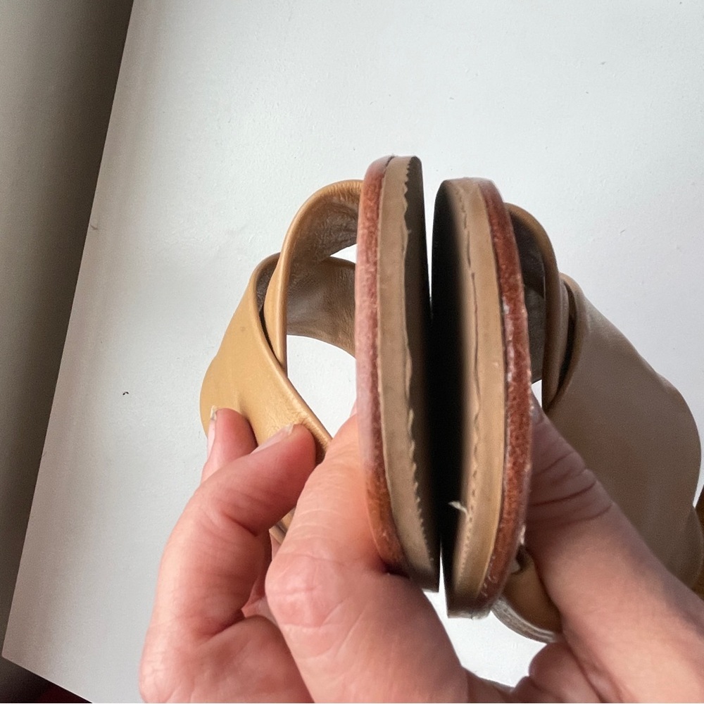 Everlane Tan Taupe Leather THE DAY CROSSOVER SANDAL 9.5 - Picture 6 of 8
